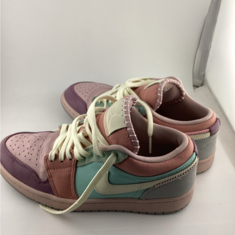 Nike Women's Multicolor Sneakers with Cream Accents - Picture 7 of 7